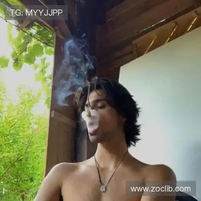 成菲笛